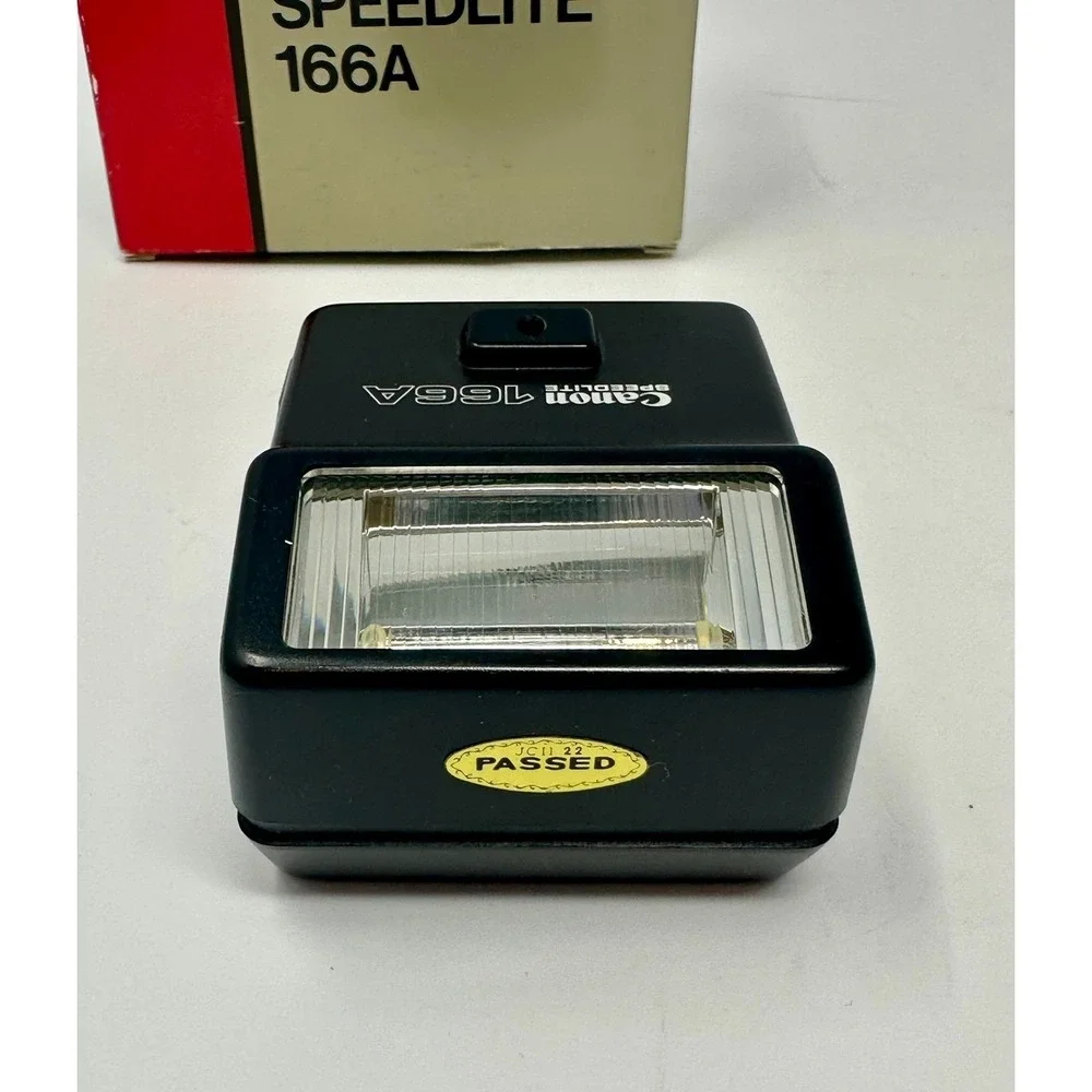 Canon Speedlite 166A Vintage Camera Flash with Case and Box Made in Japan B2